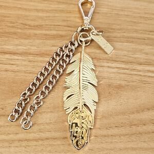 Jessica Simpson Signed Tagged Luxurious Goldtone Feather Key Holder Purse Charms